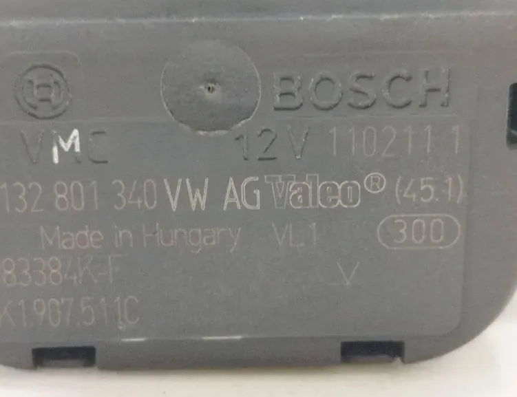 SKODA Octavia 2 generation (2004-2013) Клапаны управления внутренним подогревом 1K1907511C 33519784