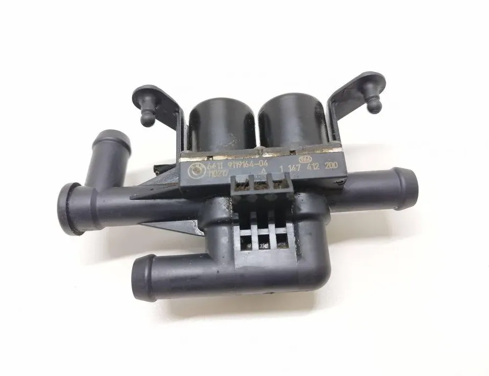 BMW 5 Series F10/F11 (2009-2017) Heating radiator valve 9119164 33528646
