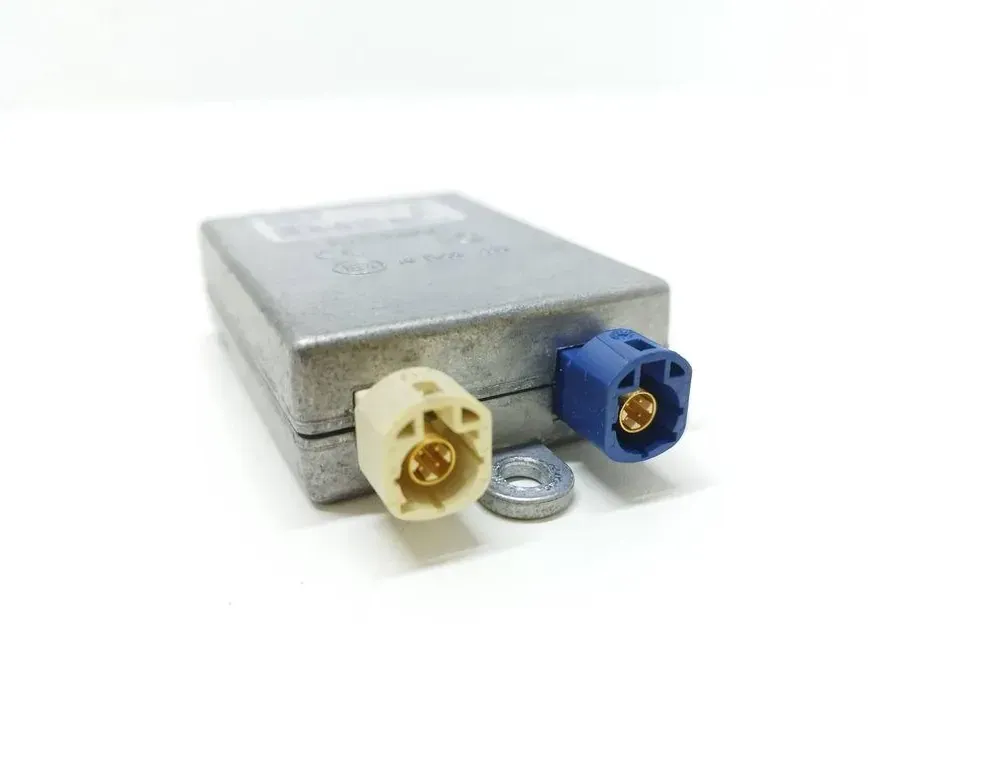 BMW 5 Series Gran Turismo F07 (2010-2017) Bootlid Antenna Amplifier 9123739 33537831