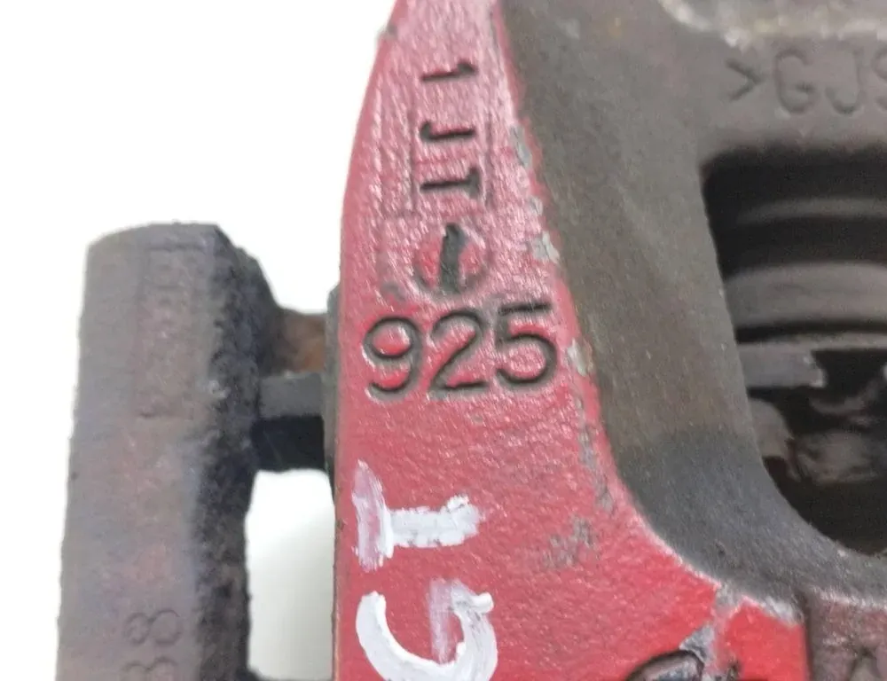 BMW 5 Series Gran Turismo F07 (2010-2017) Rear Right Brake Caliper 925 33544665