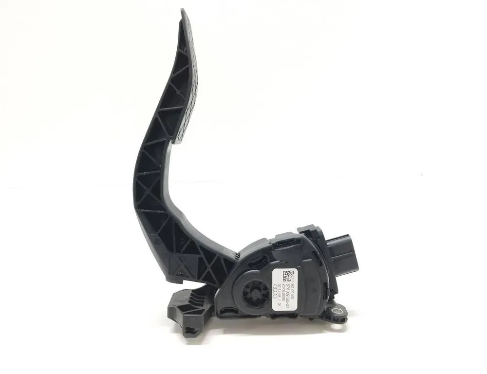 AUDI A4 B8/8K (2011-2016) Педаль газа 8K1721523 33544780