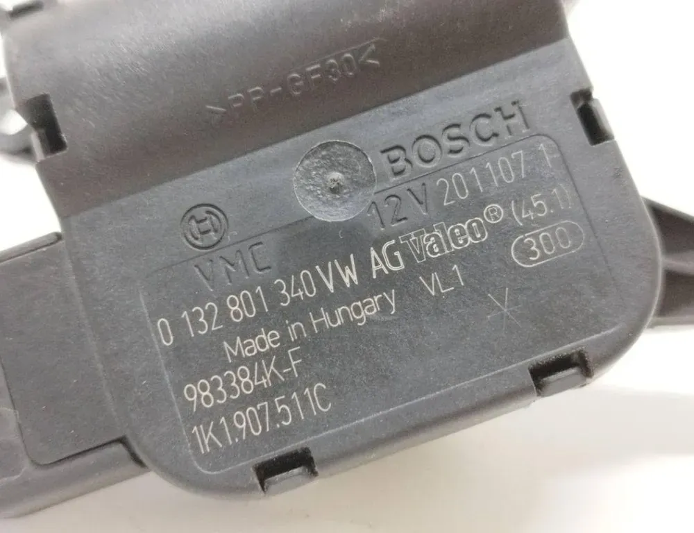 SKODA Octavia 2 generation (2004-2013) Interior Heater Flap Motor Actuator 1K1907511C 33552782