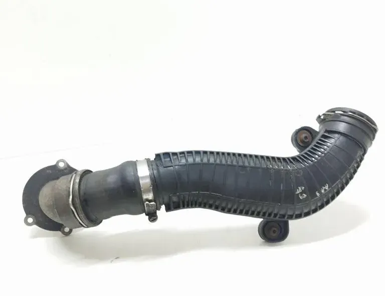 AUDI A5 Sportback 8T (2009-2011) шланг радиатора интеркулера 1K0145840R 33556305