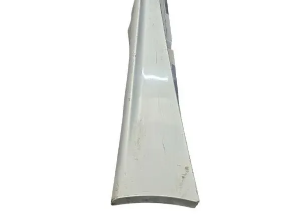 BMW 1 Series E81/E82/E87/E88 (2004-2013) Kreisās puses dekoratīvā plastmasas sliekšņu uzlika 51717147401 33556434