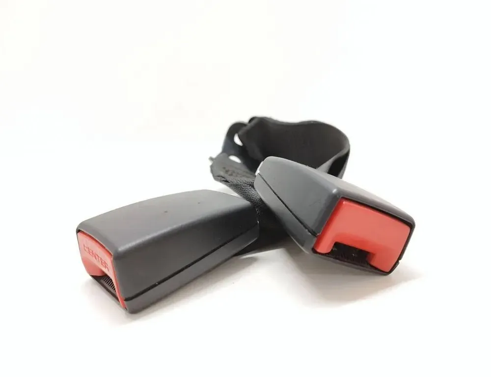 BMW 1 Series E81/E82/E87/E88 (2004-2013) Rear Left Seat Buckle 7069968 33556554