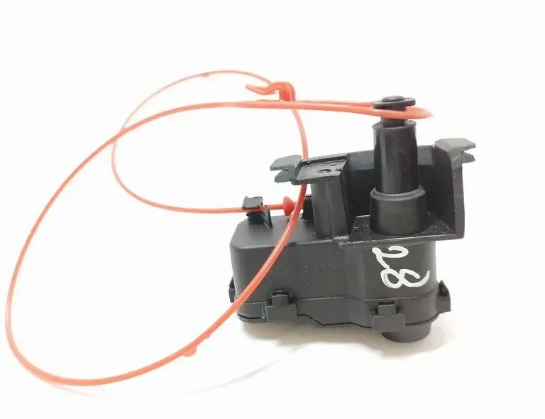 AUDI Q5 8R (2008-2017) Fuel Tank Cover Lock 8K0862153F 33558619