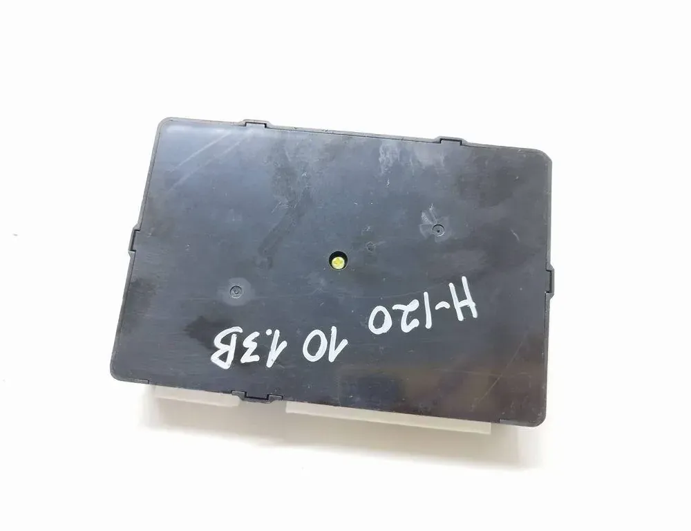 HYUNDAI i20 PB (1 generation) (2008-2014) Citau veidu vadības bloki 954001J001 33558752