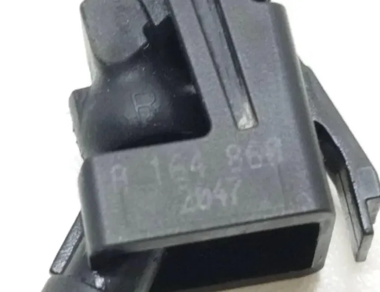 MERCEDES-BENZ GL-Class X164 (2006-2012) Windscreen Nozzle Jet A1648602047 33574396