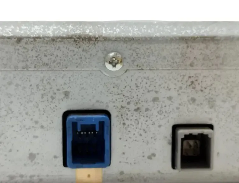 TOYOTA Prius 2 generation (XW20) (2003-2011) CD mainītājs 8684150100 33717376