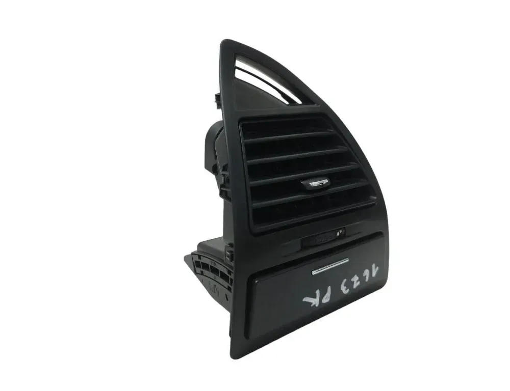 CITROËN C4 1 generation (2004-2011) Вентиляционные отверстия в приборной панели 9646338077 33799440