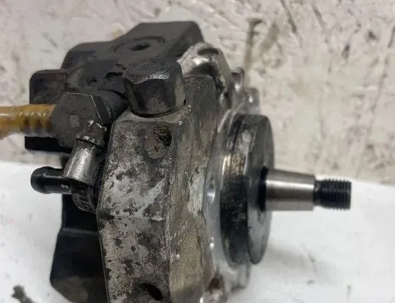 BMW X3 E83 (2003-2010) Degvielas sūknis 7788670,116090 33226693