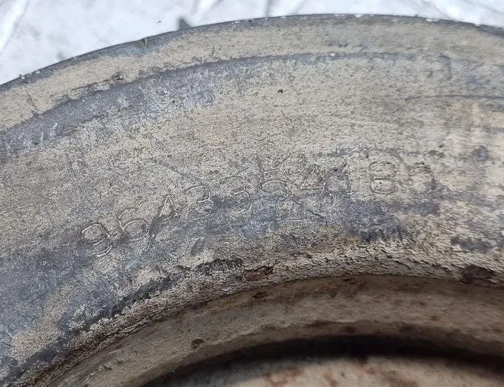 PEUGEOT 407 1 generation (2004-2010) Kloķvārpstas skriemelis 9643354180 24176191