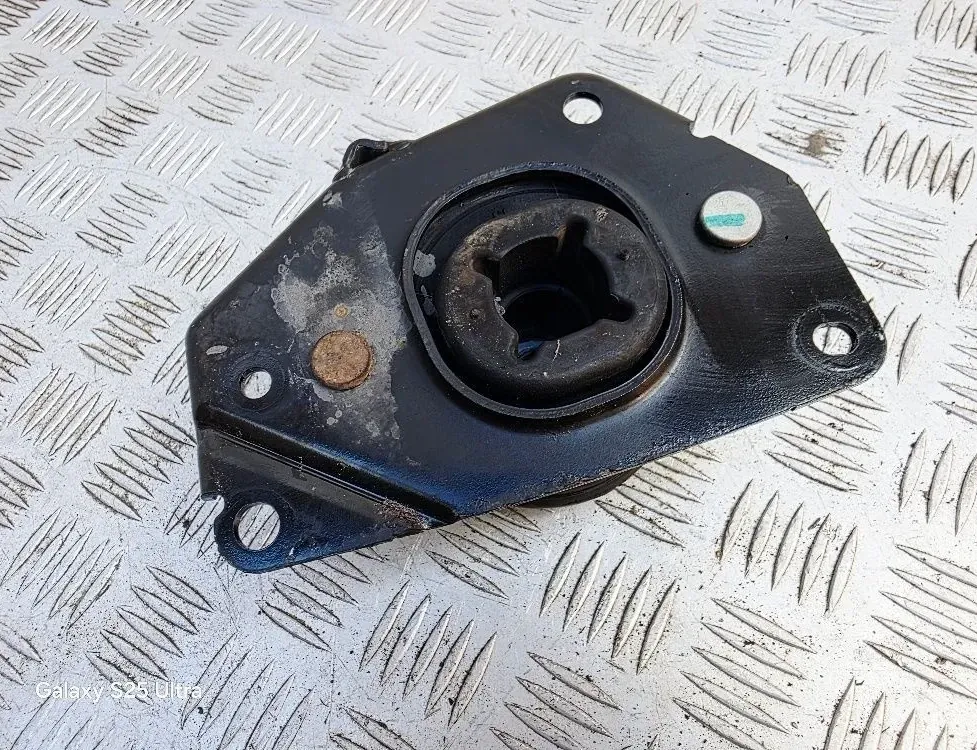 PEUGEOT 3008 1 generation (2010-2016) Left Side Engine Mount 9653126680 33356645