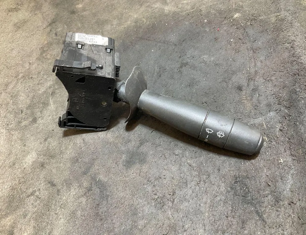 RENAULT Trafic 2 generation (2001-2015) Wiper Control 8200878343 33804034