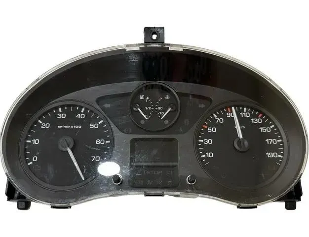 PEUGEOT Partner 2 generation (2008-2023) Instrumentu panelis/spidometrs 9801642280 26577732