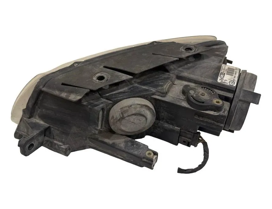 VOLKSWAGEN Passat B7 (2010-2015) Фара передняя правая 3C0941006AA 33692685