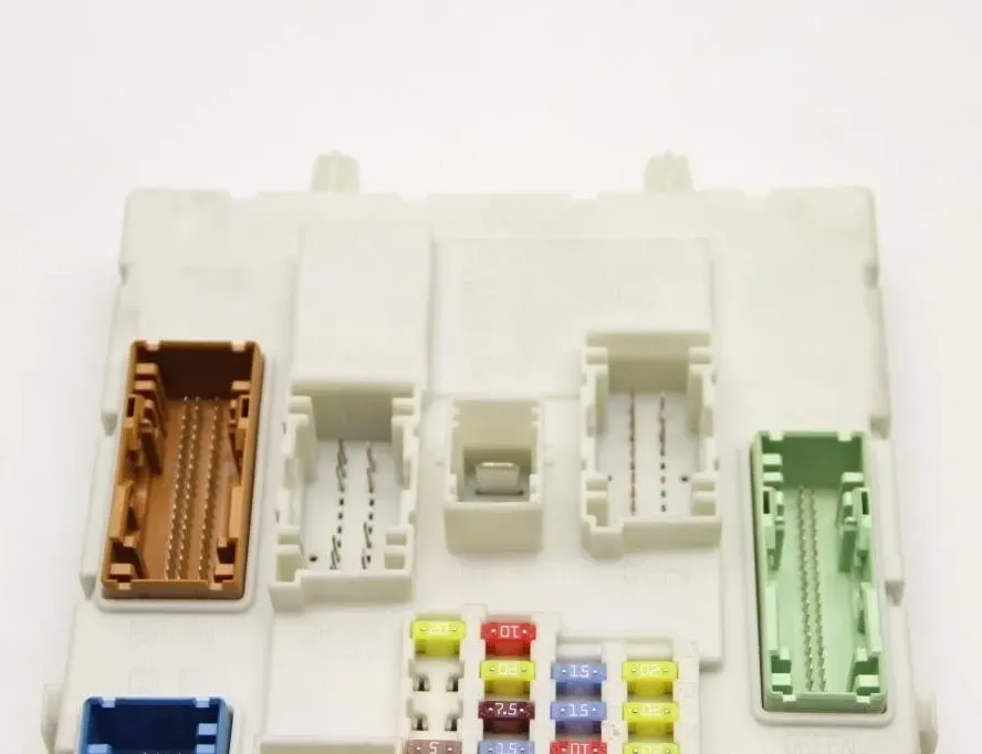 FORD Focus 3 generation (2011-2020) Drošinātāju kārba BV6T14014BLC,BV6T14014 28865420