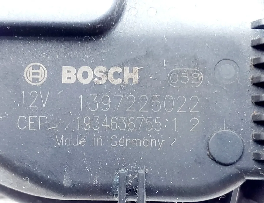 OPEL Astra K (2015-2021) Front Windshield Wiper Mechansm Motor 3397022098,1397225022 33355492