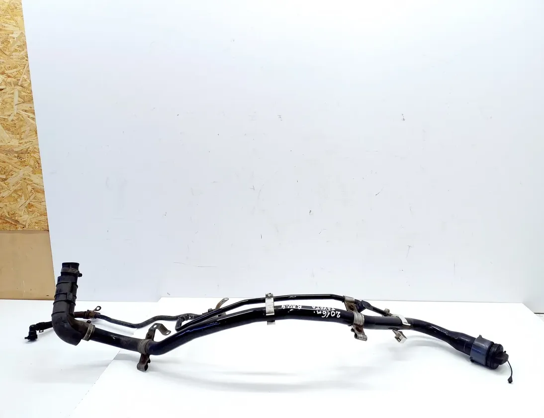 TOYOTA RAV4 4 generation (XA40) (2012-2018) Труба топливного бака 33528604