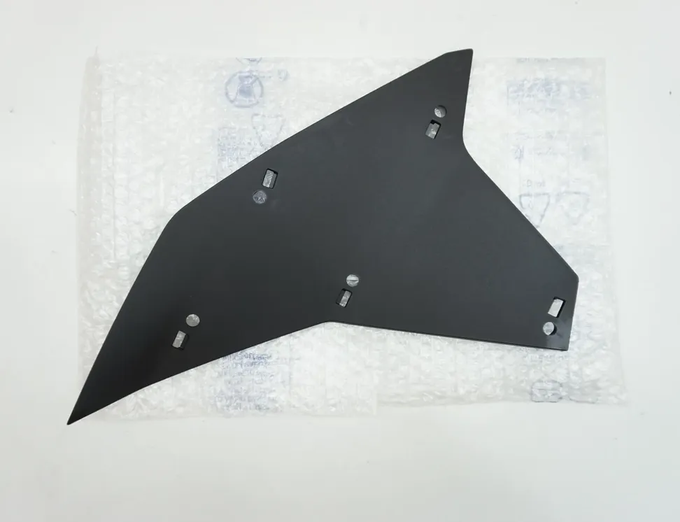 APRILIA TUONO Labās puses plastmasa 2B008047 34058086