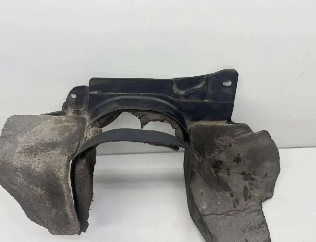 AUDI A6 C6/4F (2004-2011) Защита оси 4F0863188 33387094