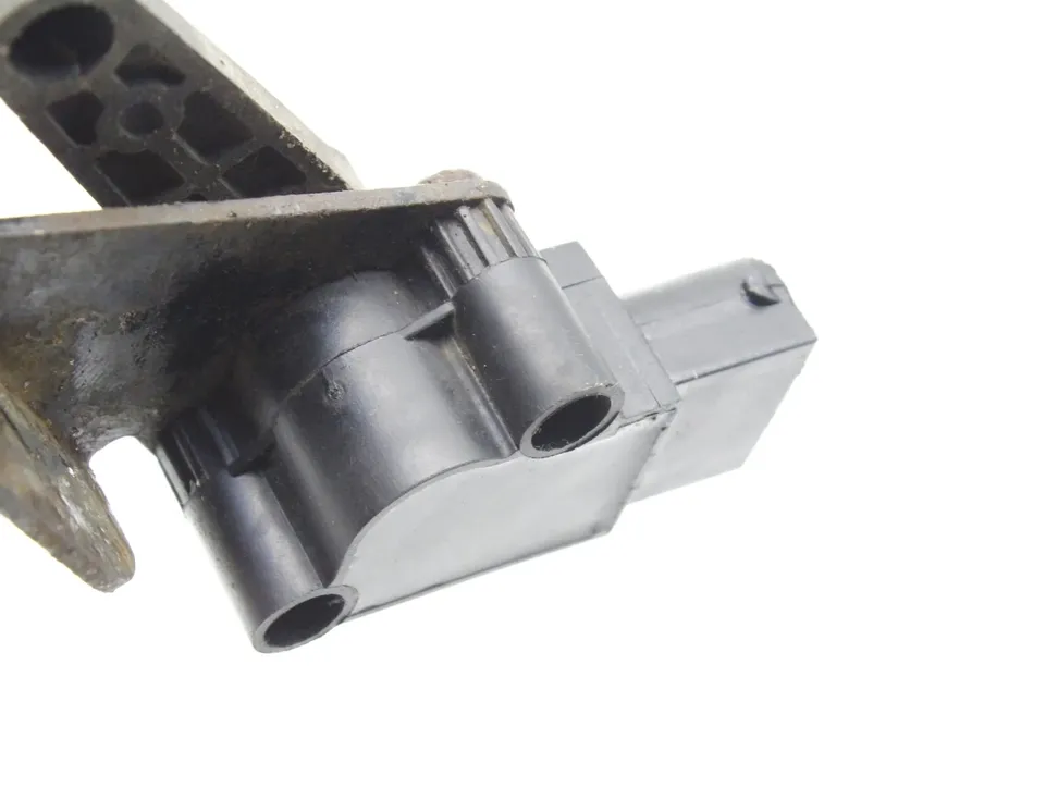 LAND ROVER Range Rover 3 generation (2002-2012) Датчик уровня спереди справа 34207777