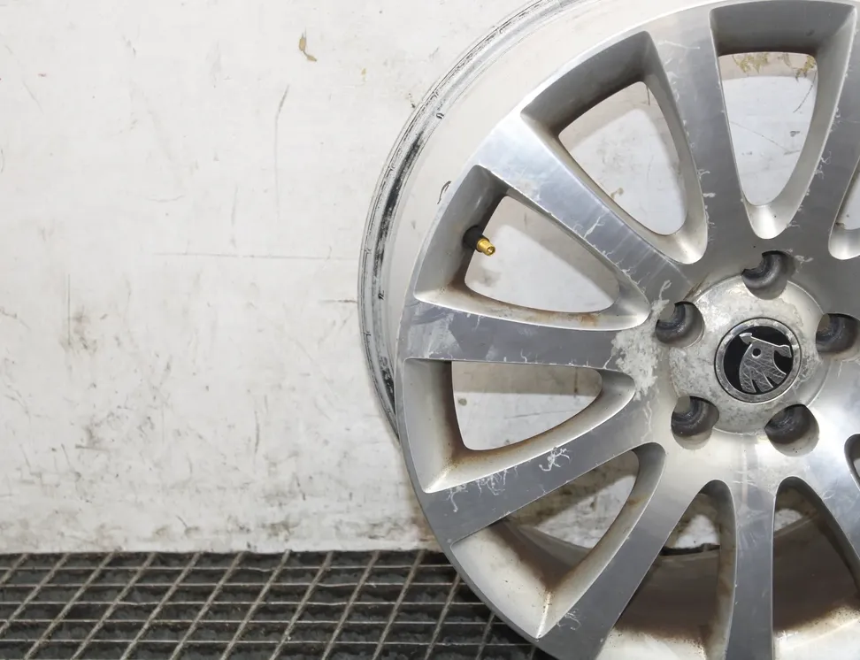 SKODA Yeti 1 generation (2009-2018) Wheel 5L0601025,5L0601025D,5L0601025N 34203680