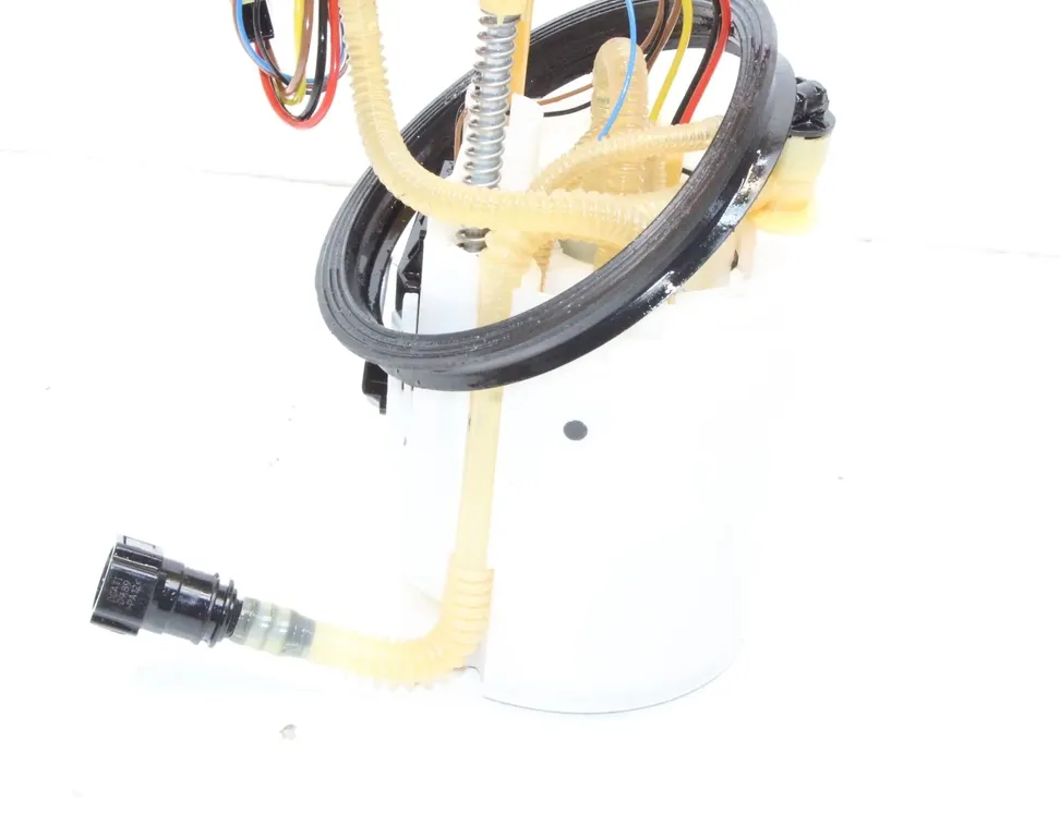 VOLKSWAGEN Passat B8 (2014-2023) Degvielas sūknis degvielas tvertnē 3Q0919050 24590508