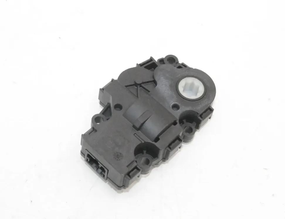 BMW 5 Series G30/G31 (2016-2023) Salona sildītāja vadības vārsti 412650920 28172867