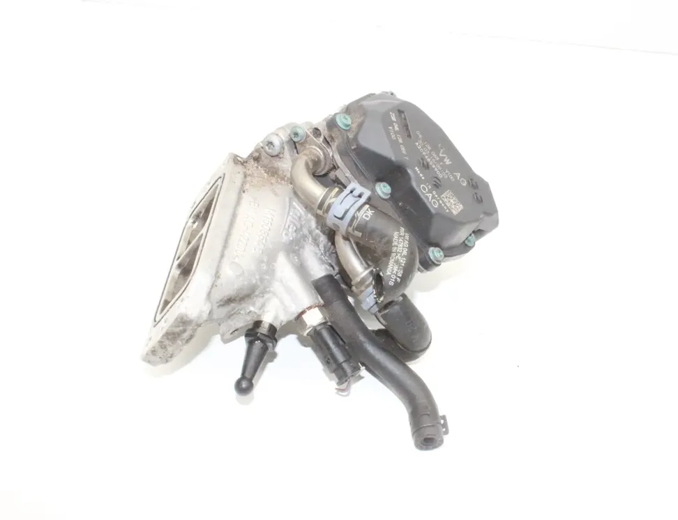 AUDI A4 B9/8W (2015-2024) Дроссельная заслонка 04L128063T 29643081