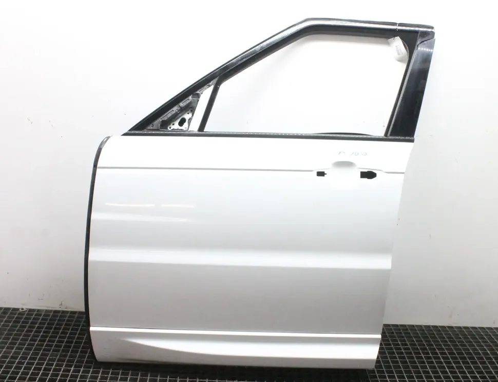 LAND ROVER Range Rover Sport 2 generation (2013-2022) Front Left Door FujiWhite(867) 33115893