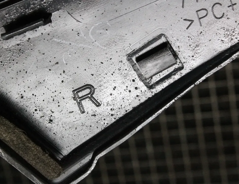 MITSUBISHI Eclipse Cross 1 generation (2017-2024) Right Side Roof Strip Trim 7714142 33368322