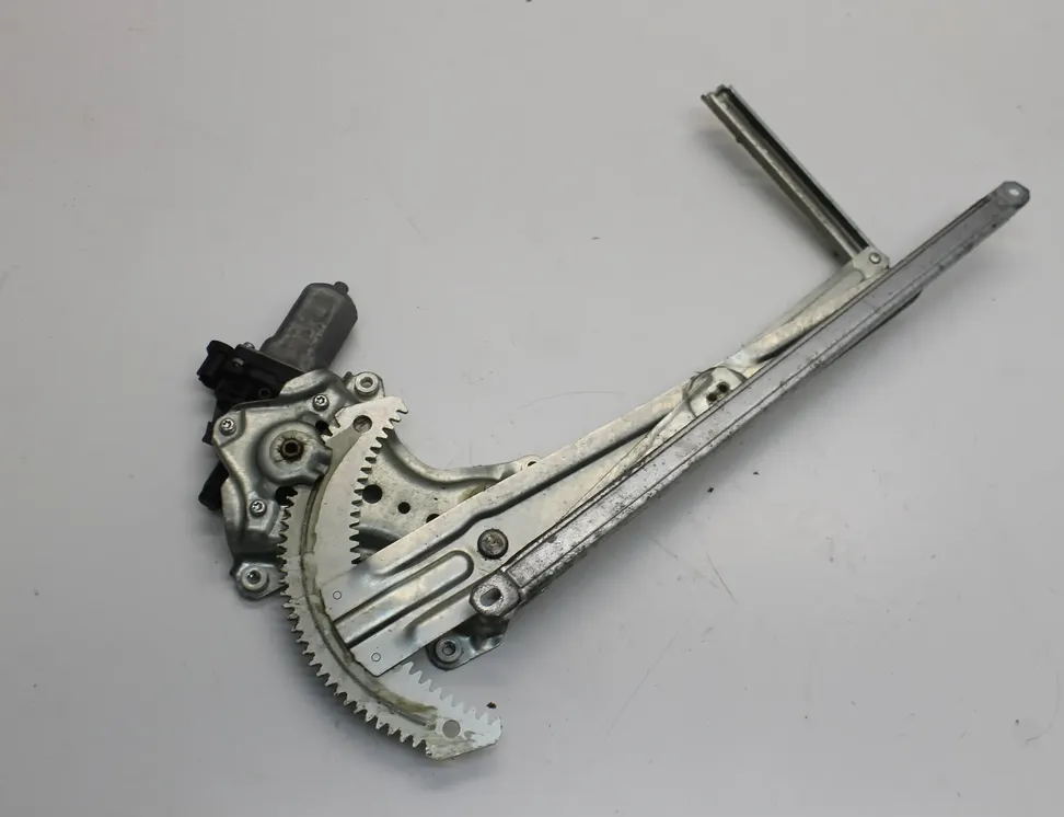 MITSUBISHI Outlander 3 generation (2012-2023) Priekšējo kreiso durvju logu pacēlājs 33469951