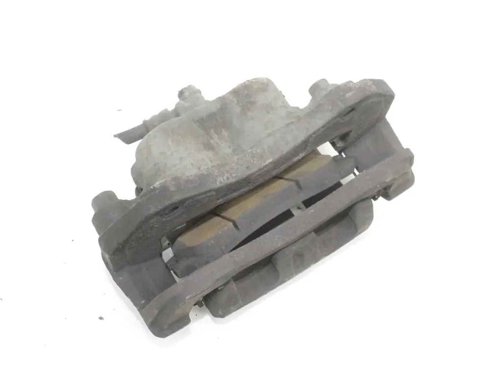 MITSUBISHI Outlander 3 generation (2012-2023) Priekšējais kreisais bremžu suports 33473479