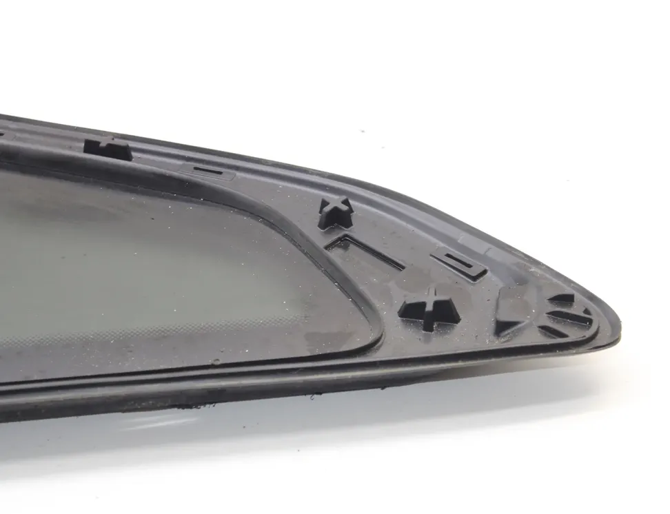 BMW 4 Series G22, G23, G26 (2020-2023) Aizmugurējais kreisais durvju stikls 7482715 33503671