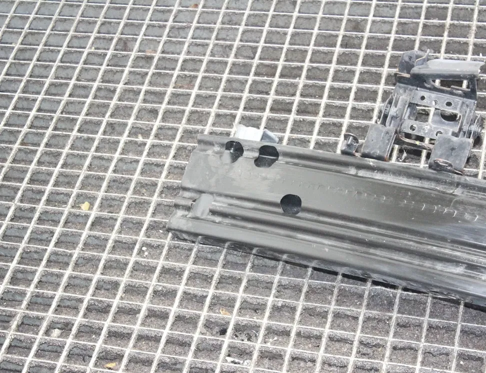 NISSAN X-Trail T32 (2013-2022) Усилитель переднего бампера 33507392