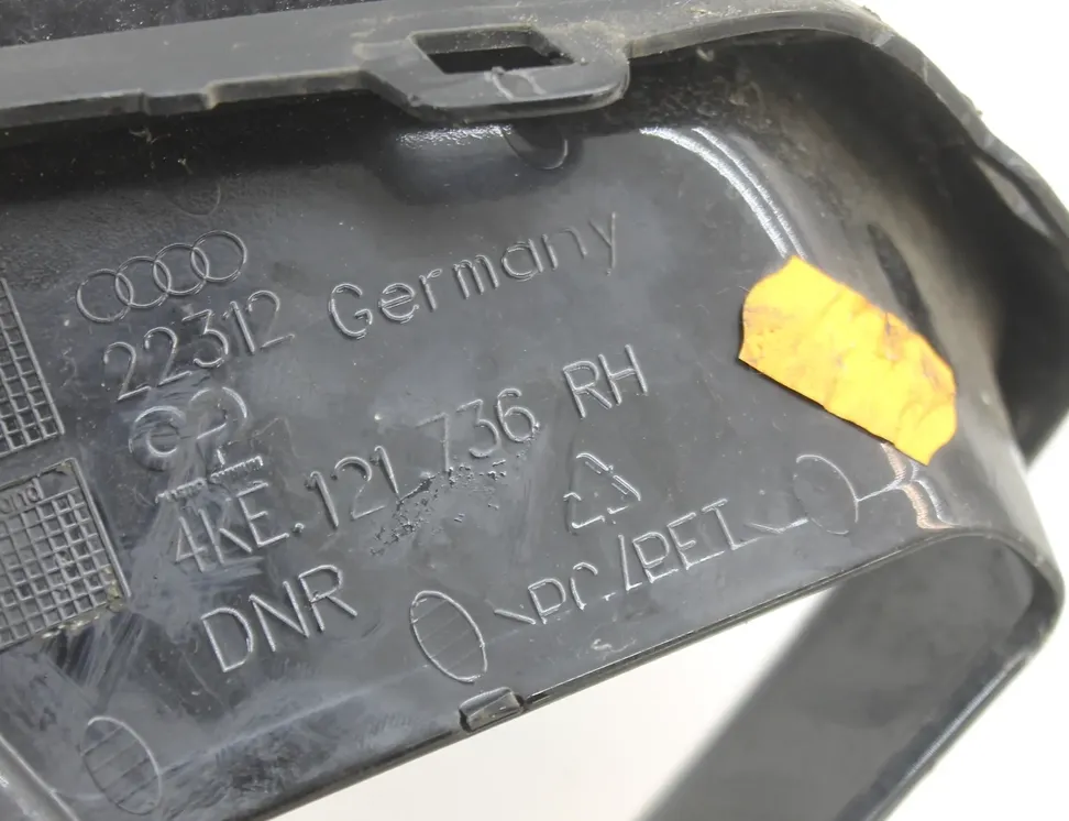 AUDI e-tron 1 generation (2018-2024) Одделка противотуманай фары 4KE121736 33507727