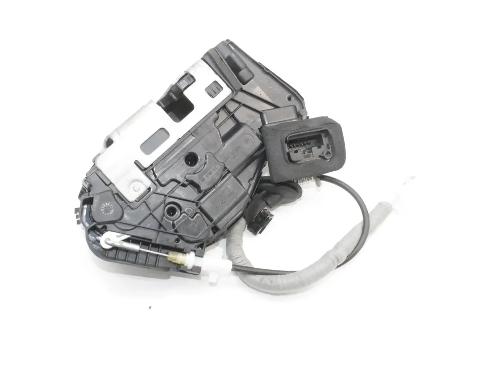 SEAT Leon Замок передней левой двери 5TC837015D 33515909