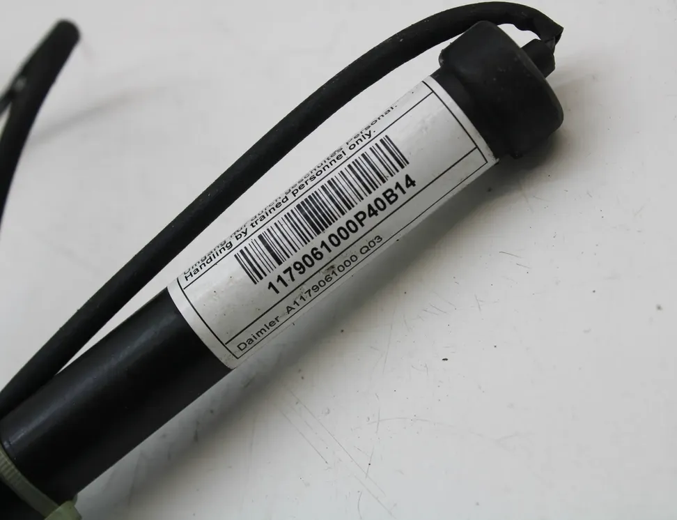 MERCEDES-BENZ A-Class W176 (2012-2018) Петля капота A1179061000 33557666