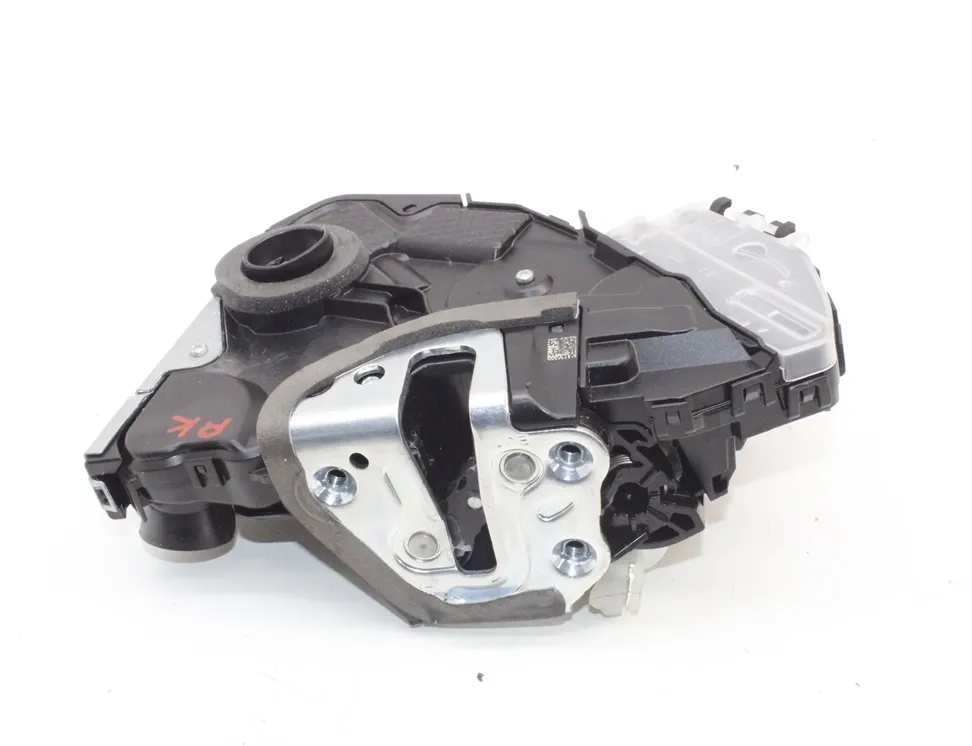 LEXUS ES 7 generation (2018-2024) Front Left Door Lock 33573604