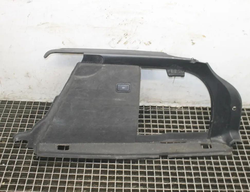 AUDI A4 B6/8E (2000-2005) Обивка багажника правой стороны 8E9863880 33795202