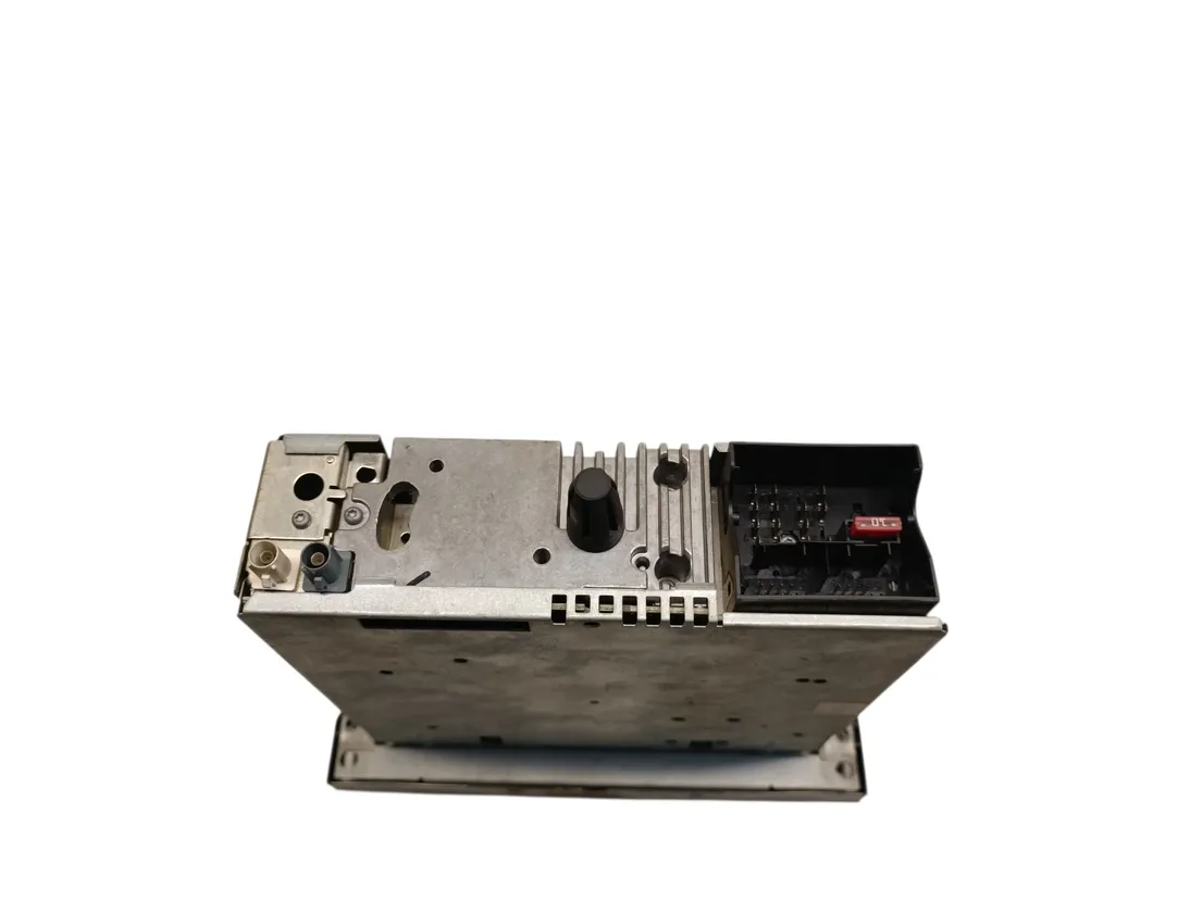 PEUGEOT 407 1 generation (2004-2010) Mūzikas atskaņotājs bez GPS/navigācijas 33590286