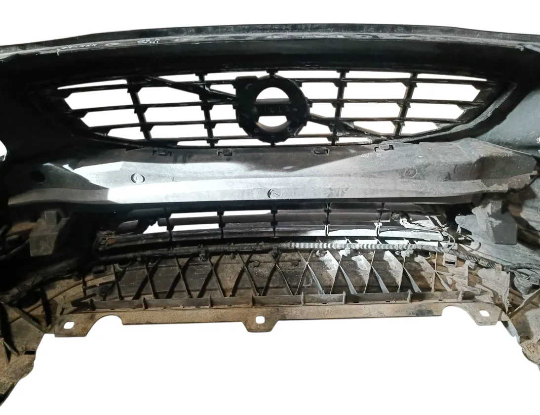 VOLVO V60 1 generation (2010-2020) Бампер передний 34375396