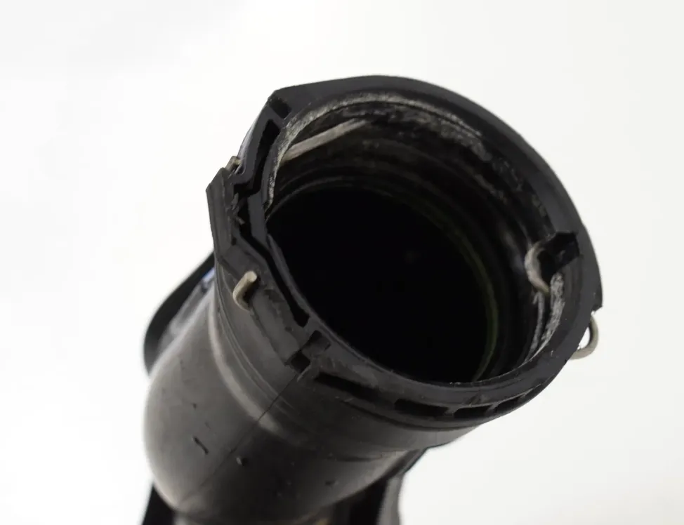 TOYOTA Avensis 3 generation (2009-2020) шланг радиатора интеркулера 17275-0X011 11169165