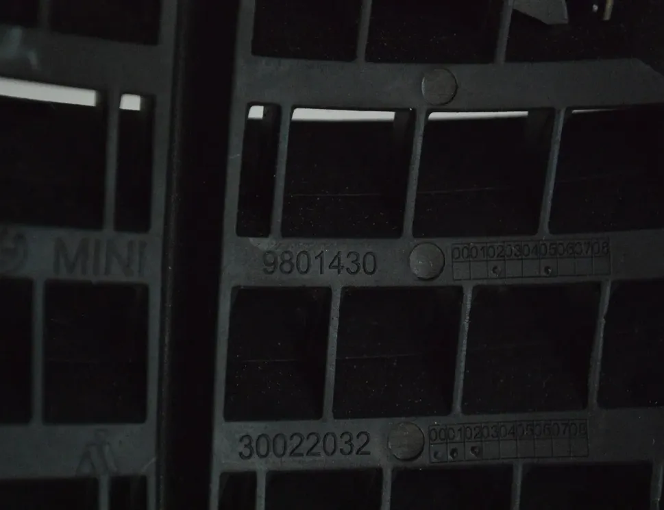 MINI Countryman 1 generation (R60) (2010-2016) Panel trim shield 9801430 24821176