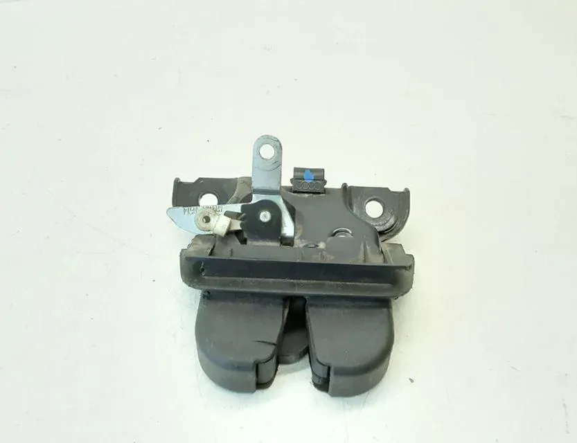 AUDI A6 C6/4F (2004-2011) Tailgate Boot Lock 4B9827520 33623476