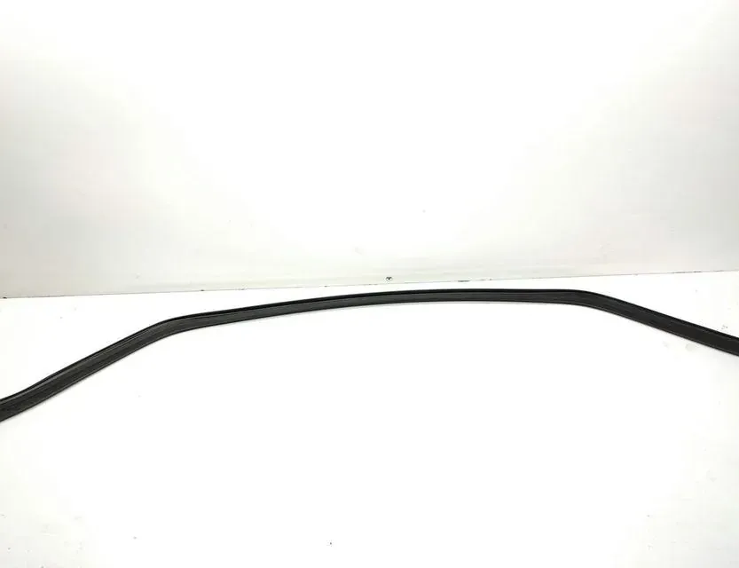 BMW X3 F25 (2010-2017) Резина моторного отсека 33637219