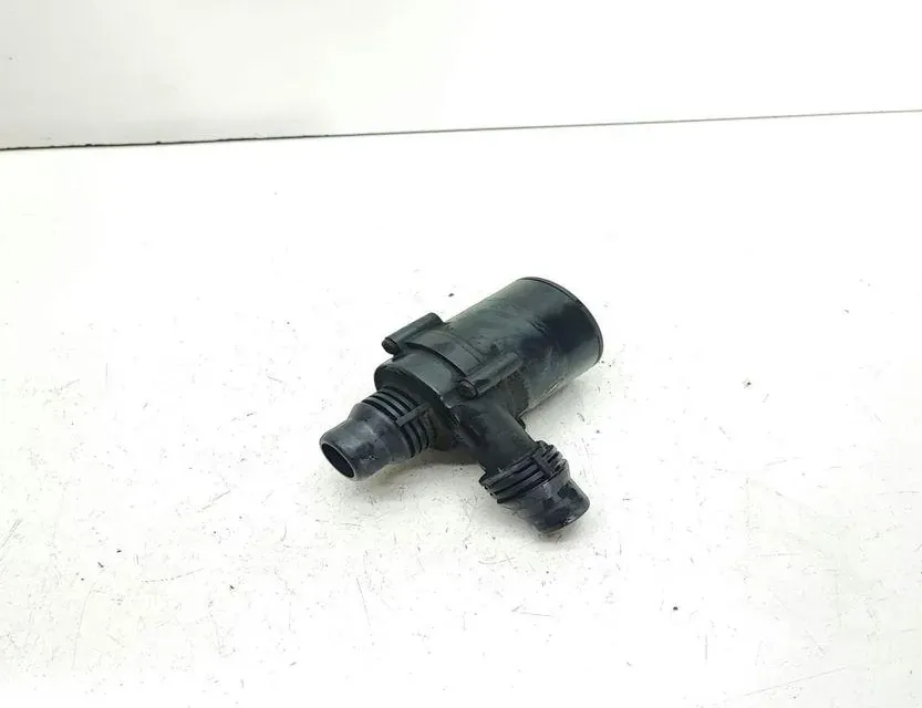 BMW 7 Series E65/E66 (2001-2008) Dzesēšanas cirkulācijas motorīts 6922699 33638112