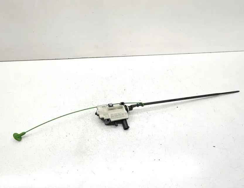 BMW X5 E70 (2006-2013) Degvielas tvertnes vāciņa bloķēšana 6985882 33638544