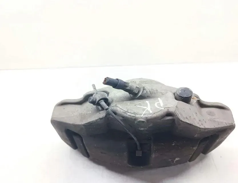 BMW 7 Series E65/E66 (2001-2008) Priekšējais kreisais bremžu suports 33650140